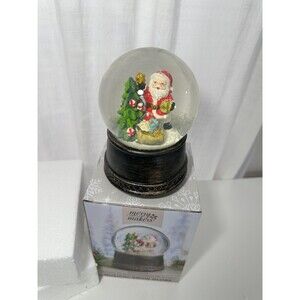 Merry Makers Santa Claus Is Coming To Town Musical Glass Snow Globe NEW in box